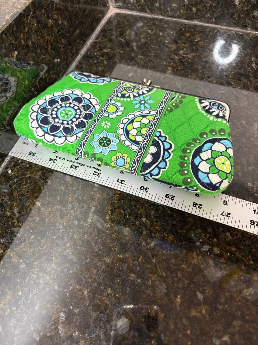 VERA BRADLEY Quilted Kisslock Clutch Wallet in retired Cupcake Green Pattern